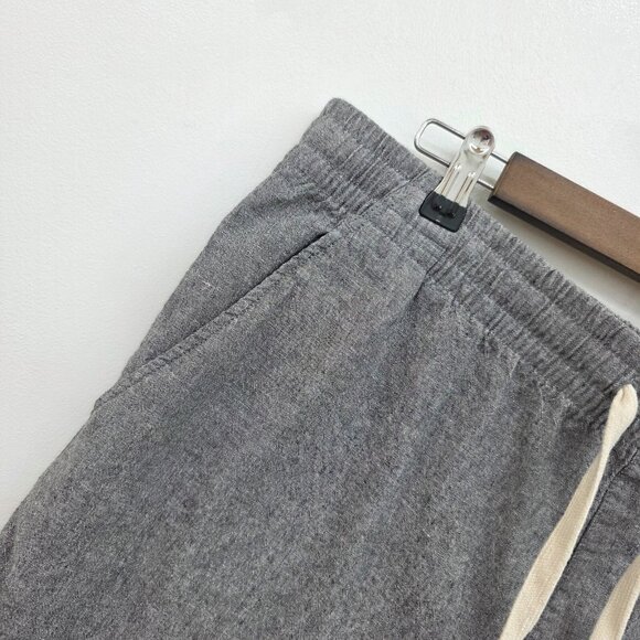 Old Navy Men's Charcoal Flat Front Shorts - Picture 5 of 13